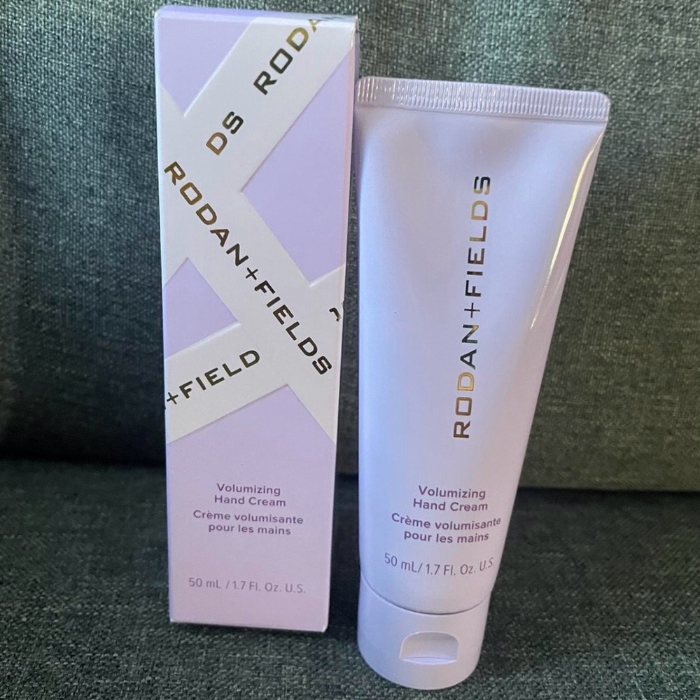 Rodan + Fields Volumizing Hand Cream - Soft Purple